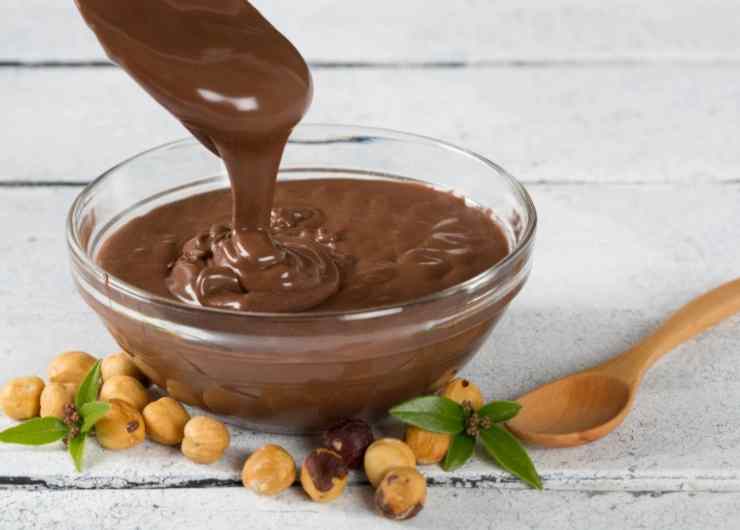 Crema di nocciole
