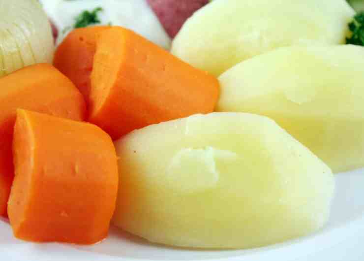 Patate e carote bollite