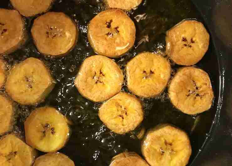 chips di platano fritto