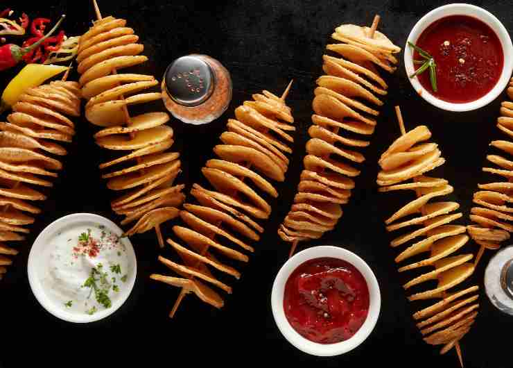 patate tornado con salse