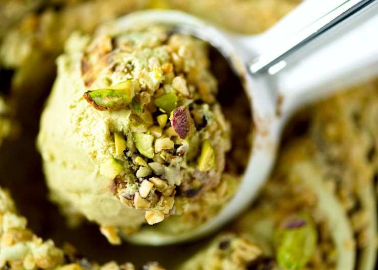 gelato al pistacchio con granella