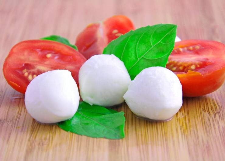 mozzarelle e pomodori