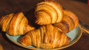 cornetti di sfoglia con nutella