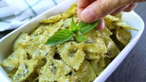 pasta fredda pesto e zucchine