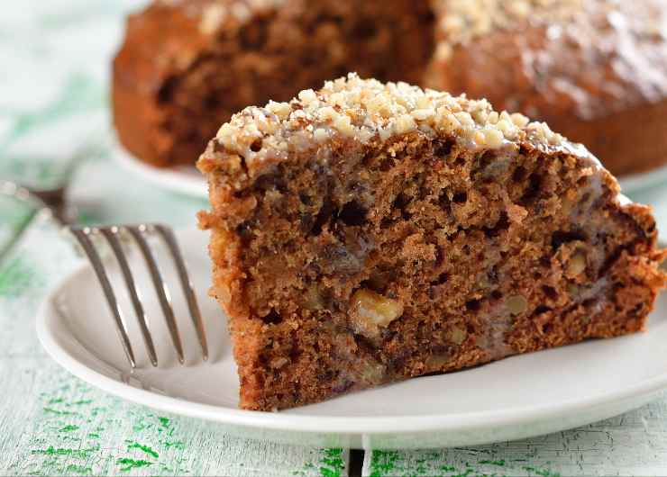fetta di torta alle noci